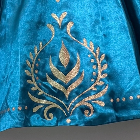 Disney Frozen 2 Anna Costume size 4 toddler/girls new with tags.  Dress and cape - Picture 5 of 8